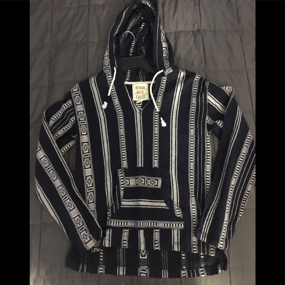Beach by exist pullover navy blue